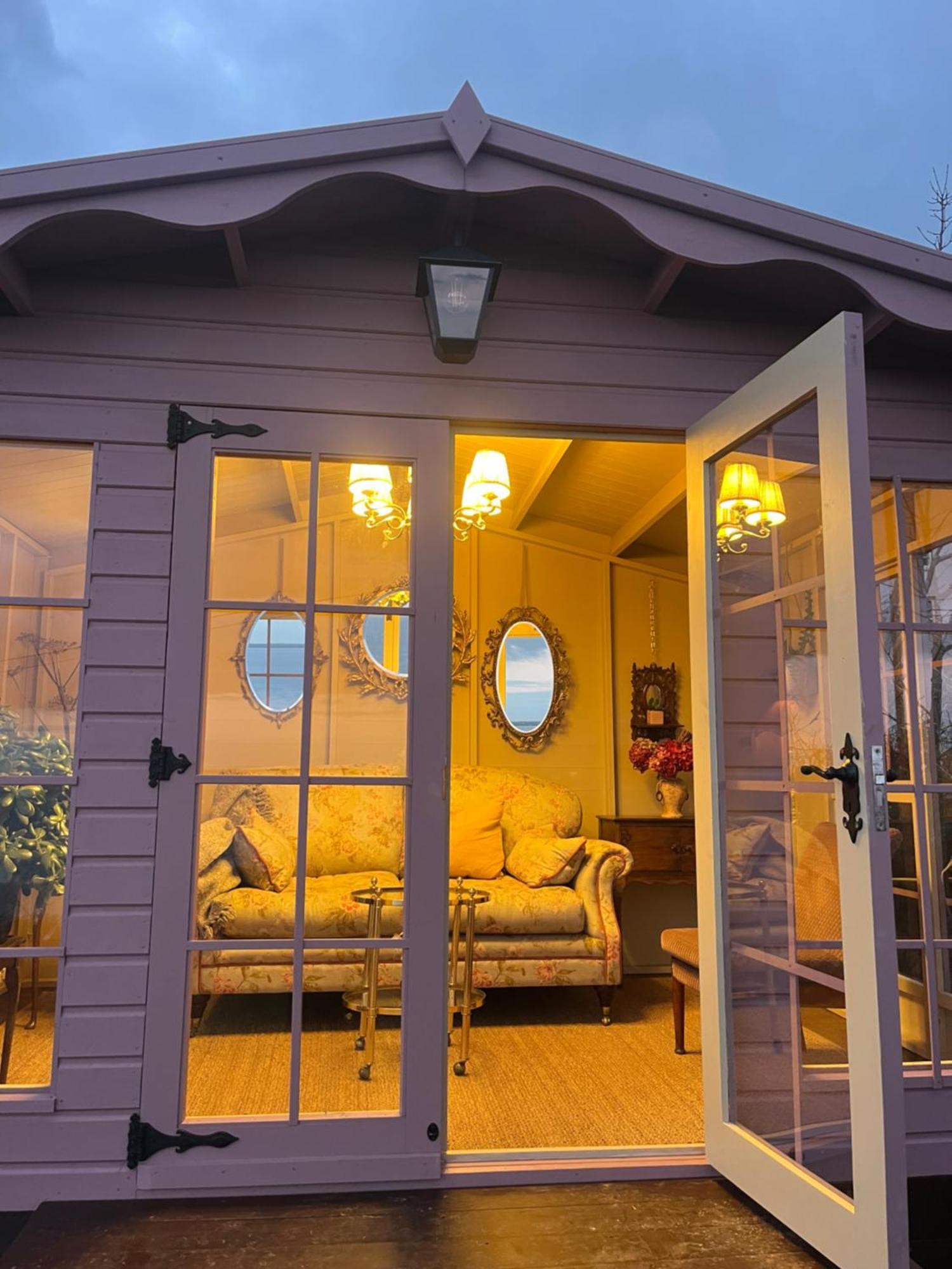 The Pink Cottage Upstairs Suite & Garden Summer Room Whitehead Exterior foto