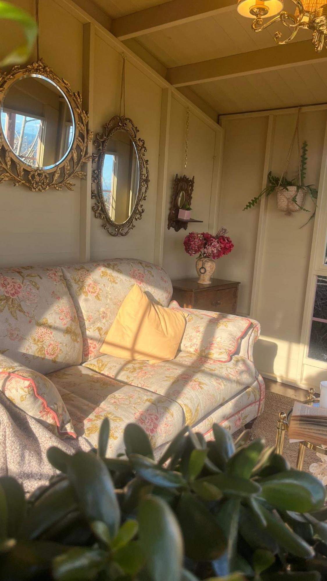 The Pink Cottage Upstairs Suite & Garden Summer Room Whitehead Exterior foto